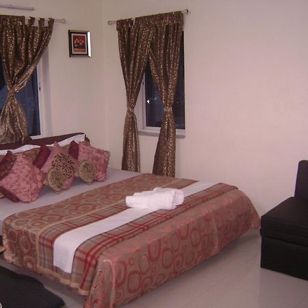 Innra Guest House โกลกาตา ห้อง รูปภาพ