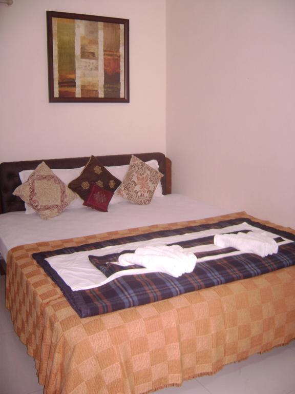 Innra Guest House โกลกาตา ห้อง รูปภาพ